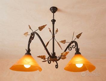 Lampadario Vintage in Ferro Battuto e Vetro Satina