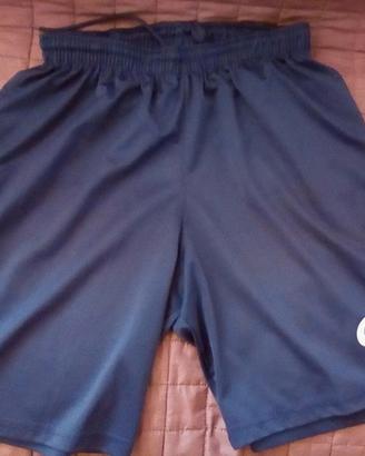Short sportivo Sportika.