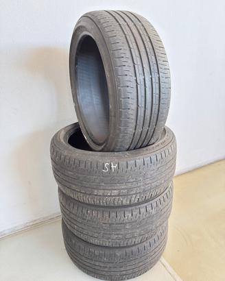 Pneumatici Falken 225/40 R18