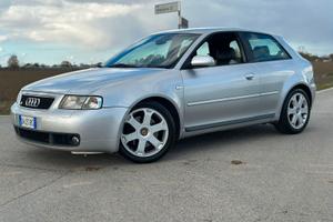 AUDI s3 1999