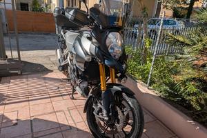 Suzuki V-STROM 1000 - 2014 km 45.000 con Bauli