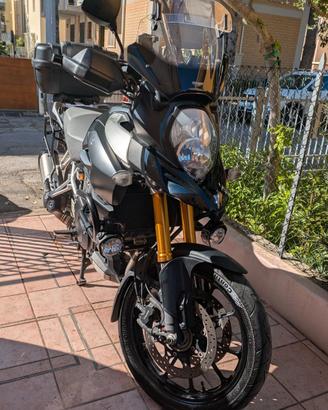 Suzuki V-STROM 1000 - 2014 km 45.000 con Bauli