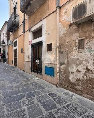 2 LOCALI A FOGGIA