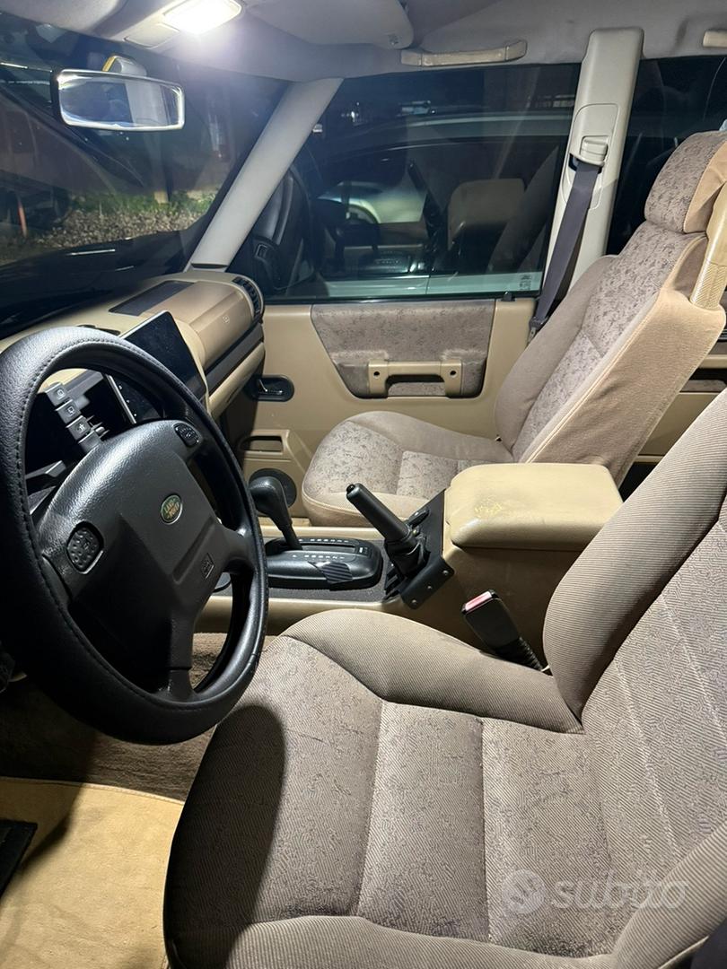 Land Rover Discovery 2000 photo 4