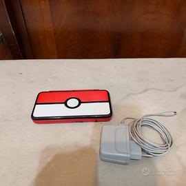 Nintendo 2ds xl pokeball