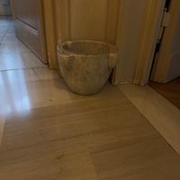 KURNA TURCA IN MARMO TRAVERTINO – ORIGINALE