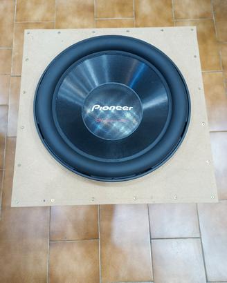 soobwoofer 15" Pioneer