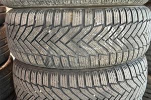 Gomme Termiche - Michelin 215/55 R 17