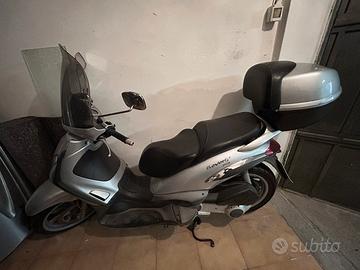 Piaggio Beverly 250