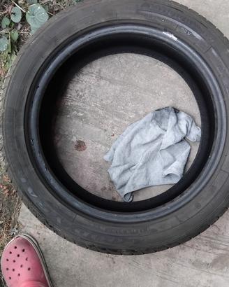 gomme 205 50 17  goodyear  93v