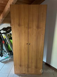 Armadio in legno