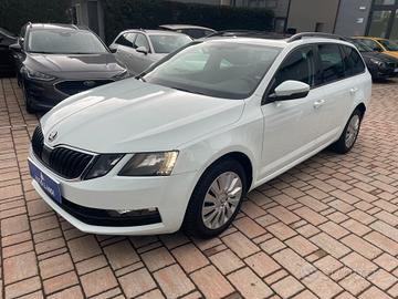Skoda Octavia 1.4 TSI DSG Wagon Ambition G-Tec