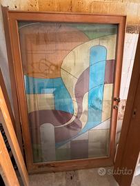 Porta scorrevole con vetro colorato