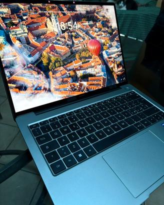 Huawei MateBook 14s - i7 / 16GB RAM / 512GB