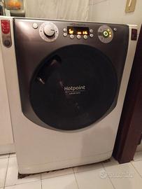 Lavatrice Hotpoint Ariston Aqualtis lavasciuga