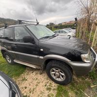 Nissan terrano 2.7  autocarro 3 porte