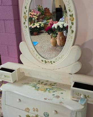 Mobile vintage con specchio stile shabby chic