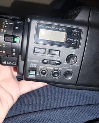 video Camera VINTAGE Sony CCD-V88E 