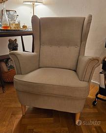 Poltrona e pouf Strandmon Ikea