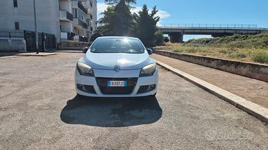 Megane III 2010 Coupe 1.5 dci

