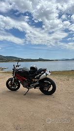 Ducati monster 696