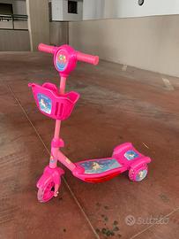 Monopattino e carrello primi passi