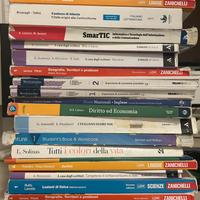 Libri scolastici per scuola superiore usati