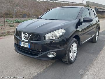 NISSAN QASHQAI 2.0cc 150cv 4X4 FULL OPTIONAL