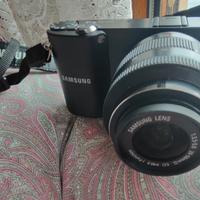 Samsung NX1000 con obiettivo 20-50