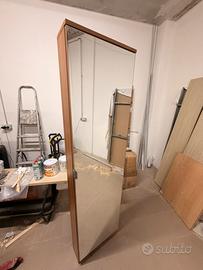 Scarpiera ad anta con specchio