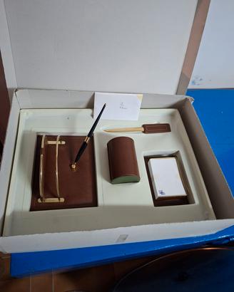 set scrivania in pelle 