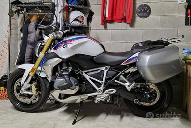 BMW R1250R HP