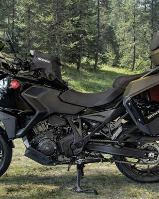 Honda NT 1100 dct travel