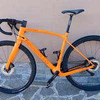 Pinarello Granger X5 Disc 2023  GRX 810