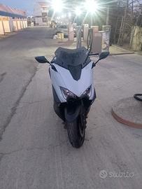 Yamaha T Max 560 - 2021