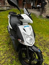 Scooter Agilyty 125