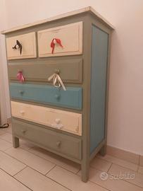 Cassettiera in Stile Shabby Chic