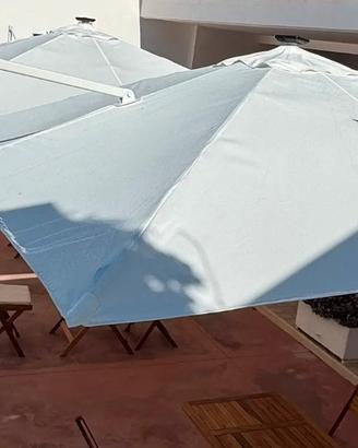 Due ombrelloni palo laterale 3x3