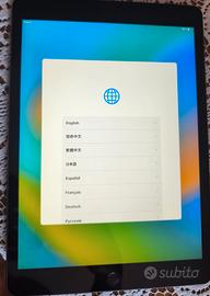 iPad 9a generazione 10 bloccato Anno: 2021 A2604