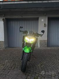 Kawasaki Z400 verde/nera