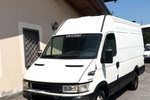 Iveco Daily 35C12 2.3 MJT 120 CV FURGONE PASSO COR