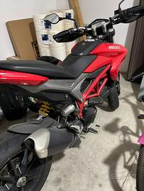 Ducati Hypermotard 821 del 2014