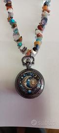 Collana artigianale unisex in pietre con orologio 