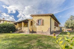 PORZIONE DI BIFAMILIARE A CERVETERI