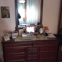 Cassettiera con Specchio in stile classico