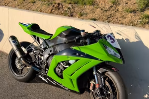 Kawasaki Zx10R Pronto Pista