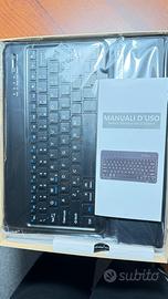 Cover con tastiera per ipad air 13 m3/m2 nuova