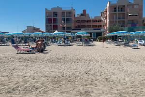 A Settembre MONO VISTA MARE con posto auto -460-