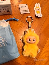 POP MART Labubu Pin for Love P “Peace” ORIGINALE