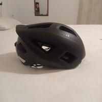 Casco bici o monopattino